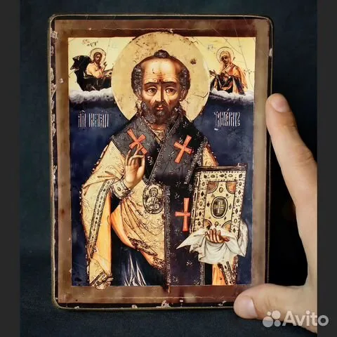 В подарок: Икона. Св. Николай Чудотворец. Дерев