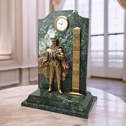 Ручная работа: Часы «Пограничник» с пограничным столбом — фотография 1