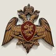 Подарочный герб Росгвардии, резной из бука — фотография 1