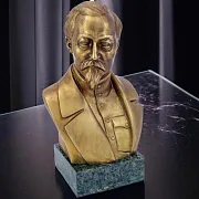 Бюст «Дзержинский» из бронзы — красивый подарок — фотография 1